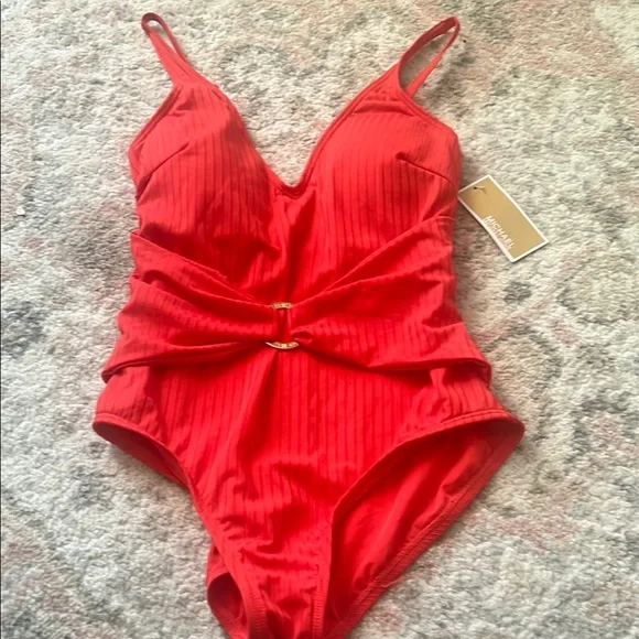 NWT! One piece swimsuit - Picture 1 of 4